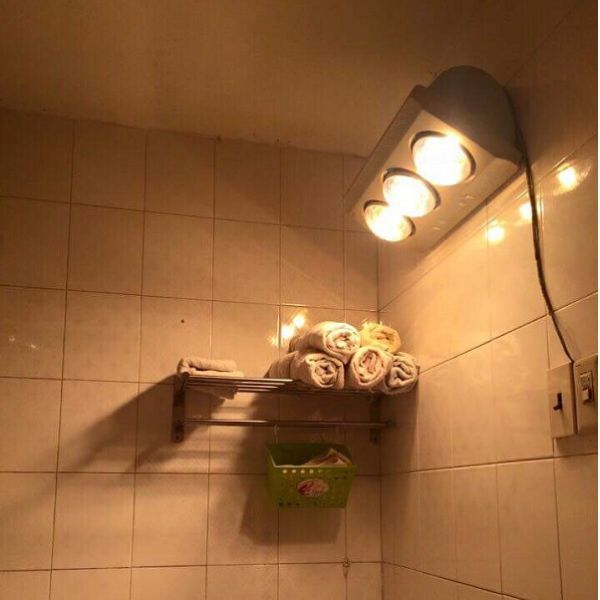 đèn sưởi nhà tắm