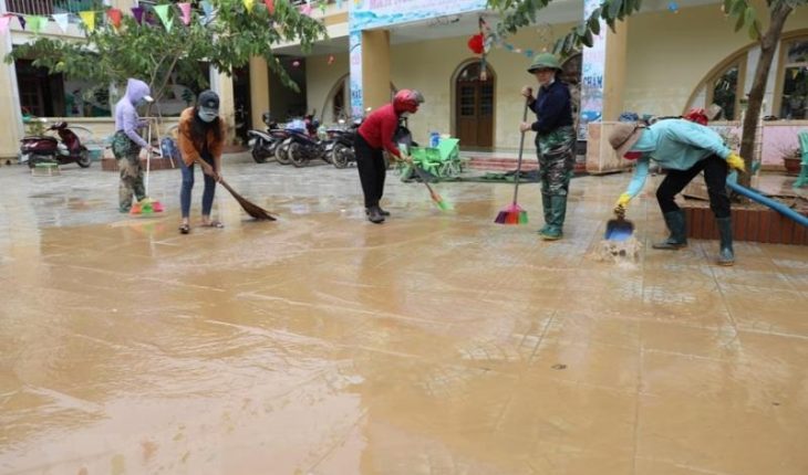 Sau lũ lụt nên làm gì